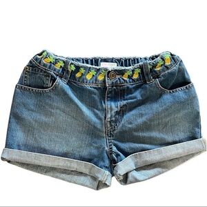 1989 Place Pineapple Shorts